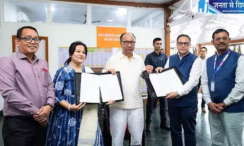 Manipur के मुख्यमंत्री ने जापान में स्किल ट्रेनिंग और नौकरी के लिए 16 युवाओं को रवाना किया Manipur के मुख्यमंत्री ने जापान में स्किल ट्रेनिंग और नौकरी के लिए 16 युवाओं को रवाना किया