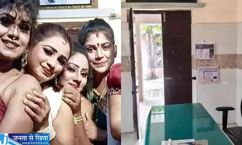 अस्पताल में जश्न पड़ा भारी कर्नाटक विधायक विवादों में आए अस्पताल में जश्न पड़ा भारी कर्नाटक विधायक विवादों में आए