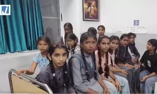 मध्य प्रदेश: इंदौर में भोजन करने के बाद 30 से अधिक स्कूली बच्चे पड़े बीमार