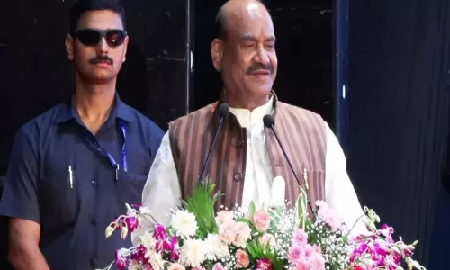 ओम बिरला ने महेश्वरी समाज के सामाजिक योगदान की सराहना की ओम बिरला ने महेश्वरी समाज के सामाजिक योगदान की सराहना की