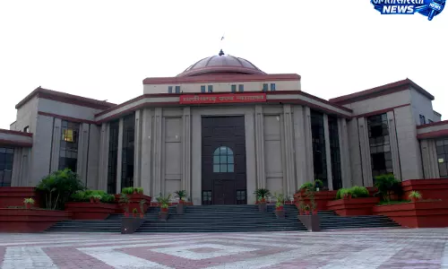 हाईकोर्ट ने स्वास्थ्य सचिव अमित कटारिया को जारी किया अवमानना नोटिस