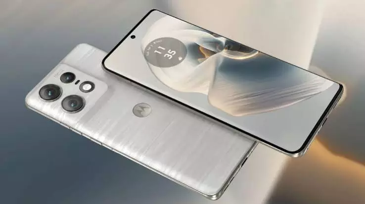 ₹8,000 से कम में खरीदें 50MP कैमरा वाला Motorola स्मार्टफोन ₹8,000 से कम में खरीदें 50MP कैमरा वाला Motorola स्मार्टफोन