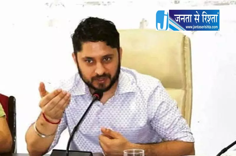 Mandi DC ने अधिकारियों को दिए आदेश Mandi DC ने अधिकारियों को दिए आदेश