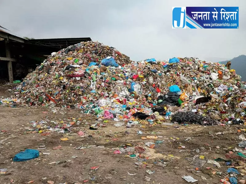 पुलवामा कचरा डंपिंग पर NGT सख्त पुलवामा कचरा डंपिंग पर NGT सख्त