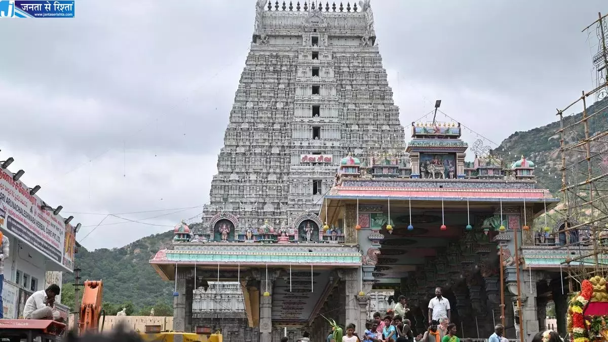 Tamil Nadu: बड़े मंदिर के जीर्णोद्धार और तीर्थयात्रियों के लिए सुविधाओं की घोषणा Tamil Nadu: बड़े मंदिर के जीर्णोद्धार और तीर्थयात्रियों के लिए सुविधाओं की घोषणा