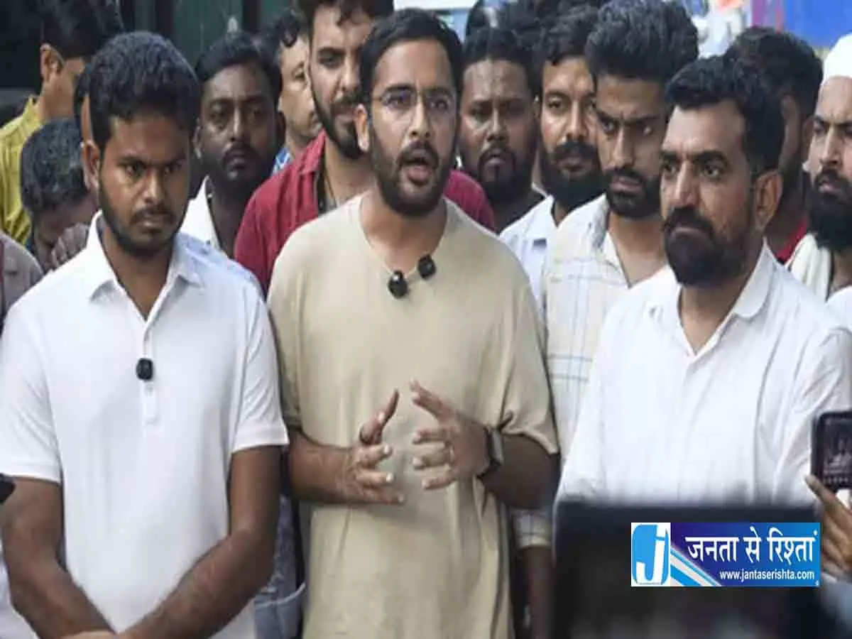 सीजेपी बनाम ग्रामीण: जयपुर में रातों-रात शिफ्ट हुआ सरकारी स्कूल सीजेपी बनाम ग्रामीण: जयपुर में रातों-रात शिफ्ट हुआ सरकारी स्कूल