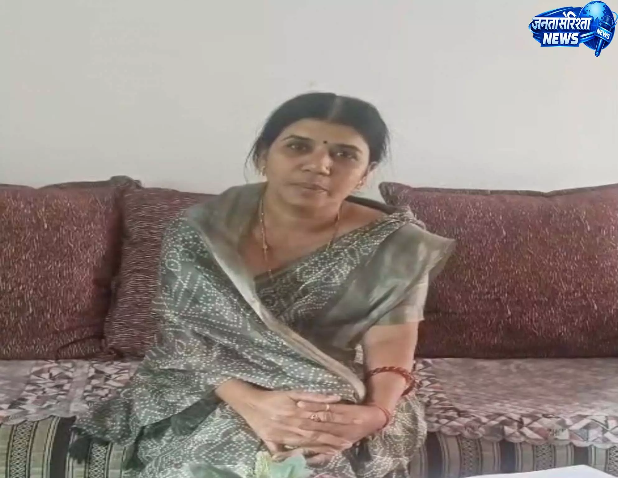 पति के निधन के बाद नहीं टूटा कुसुम का हौसला, सक्षम योजना के सहारे संभाला ईंट व्यवसाय पति के निधन के बाद नहीं टूटा कुसुम का हौसला, सक्षम योजना के सहारे संभाला ईंट व्यवसाय