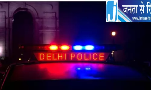 Delhi पुलिस ट्रैफिक व्यवस्था पर खान मार्केट में बैठक