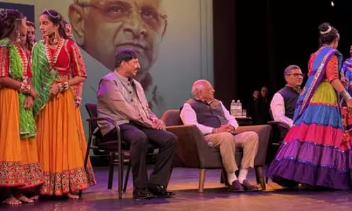 न्यू जर्सी में गुजराती परिवारों से मिले मुख्यमंत्री भूपेंद्र पटेल, बोले-दूरदृष्टि का आज मिल रहा है लाभ न्यू जर्सी में गुजराती परिवारों से मिले मुख्यमंत्री भूपेंद्र पटेल, बोले-दूरदृष्टि का आज मिल रहा है लाभ