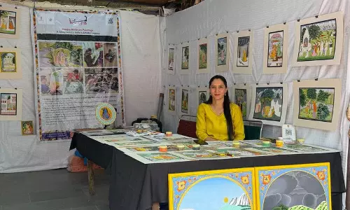 दिल्ली प्रदर्शनी में कांगड़ा पेंटिंग की धूम दिल्ली प्रदर्शनी में कांगड़ा पेंटिंग की धूम