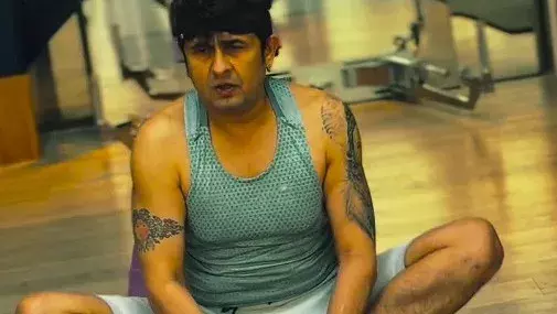 सर्जरी के बाद सोनू निगम की वापसी, योग से शुरू की फिटनेस यात्रा सर्जरी के बाद सोनू निगम की वापसी, योग से शुरू की फिटनेस यात्रा