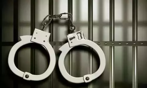 पत्नी के एक्स्ट्रा-मैरिटल अफ़ेयर के आरोपों पर परमाकुडी के DSP गिरफ़्तार और सस्पेंड
