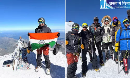 महिला कॉन्स्टेबल वर्षा पटेल ने माउंट एल्ब्रस फतह कर रचा इतिहास