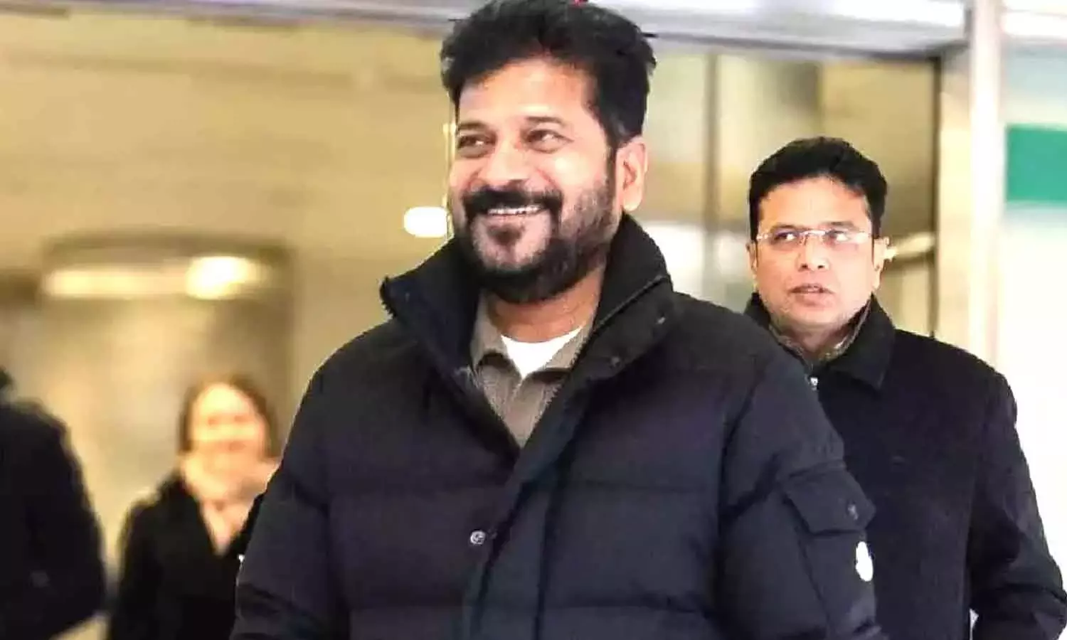 Telangana: सीएम रेवंत रेड्डी लंदन दौरे के बाद आज हैदराबाद लौटेंगे Telangana: सीएम रेवंत रेड्डी लंदन दौरे के बाद आज हैदराबाद लौटेंगे