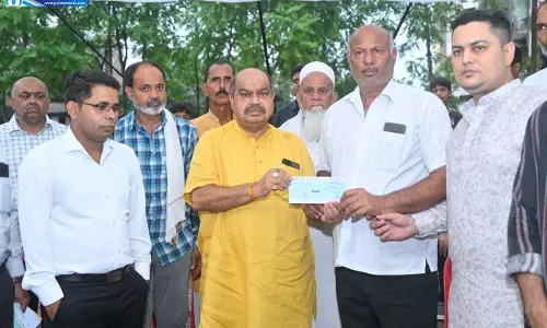 ब्लू वाटर हादसा: साय सरकार ने आदिल के परिवार को 4 लाख की आर्थिक सहायता दी, विधायक पुरंदर मिश्रा पहुंचे