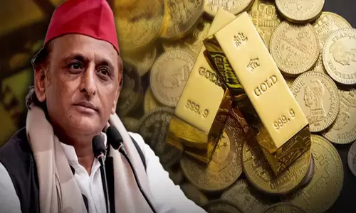अखिलेश का बड़ा हमला कार से मिले सोने के मामले में पुलिस की कार्रवाई पर सवाल अखिलेश का बड़ा हमला कार से मिले सोने के मामले में पुलिस की कार्रवाई पर सवाल