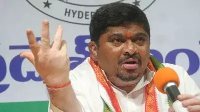 परिवहन मंत्री की ऑटो ड्राइवरों से गुहार: हड़ताल छोड़ें, काम पर लौटें परिवहन मंत्री की ऑटो ड्राइवरों से गुहार: हड़ताल छोड़ें, काम पर लौटें
