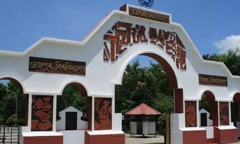 Assam: VC की जांच रिपोर्ट पर एक्शन के लिए शिक्षा मंत्रालय को पत्र Assam: VC की जांच रिपोर्ट पर एक्शन के लिए शिक्षा मंत्रालय को पत्र
