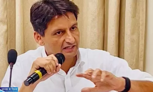 सज्जन कुमार बयान से मचा बवाल आलोचना के बाद बैकफुट पर आए दीपेंद्र हुड्डा सज्जन कुमार बयान से मचा बवाल आलोचना के बाद बैकफुट पर आए दीपेंद्र हुड्डा