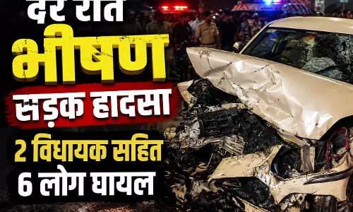 ITO पर भीषण टक्कर, हादसे में दो विधायकों समेत छह पहुंचे अस्पताल
