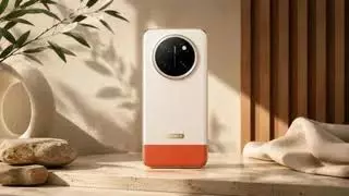 स्मार्टफोन की दुनिया में बड़ा धमाका 8,560mAh बैटरी वाला फोन हुआ लॉन्च स्मार्टफोन की दुनिया में बड़ा धमाका 8,560mAh बैटरी वाला फोन हुआ लॉन्च