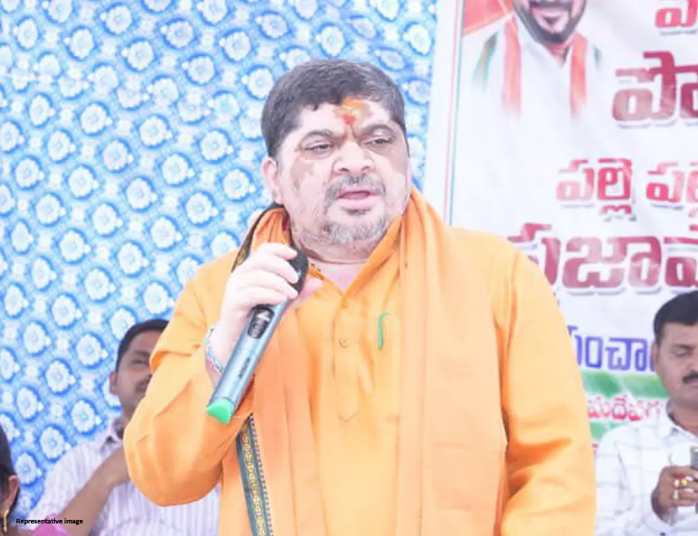 ऑटो हड़ताल पर बड़ा अपडेट: सरकार ने की कल्याणकारी घोषणाएं ऑटो हड़ताल पर बड़ा अपडेट: सरकार ने की कल्याणकारी घोषणाएं