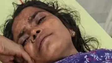 पति की बेरहमी से हत्या, पेट चीरकर आंतें बैग में रखने का आरोप