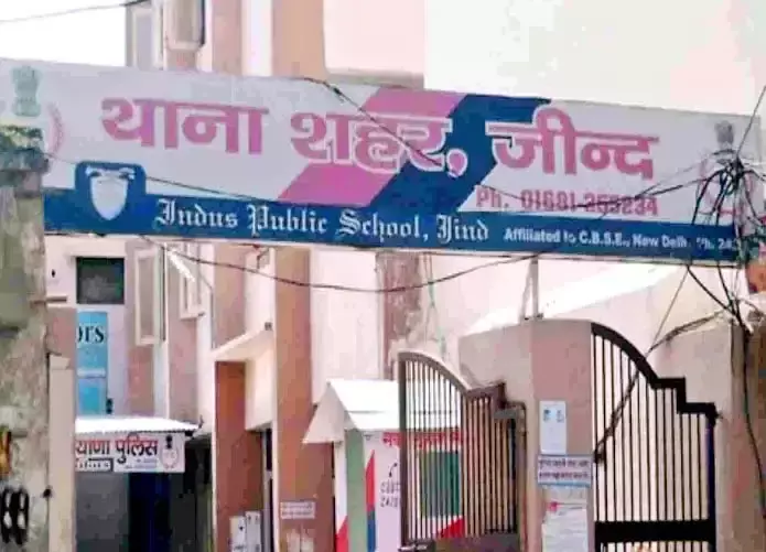 Jind: चिकित्सक को धमकी भरा फोन, बदमाशों ने मांगी एक करोड़ की फिरौती Jind: चिकित्सक को धमकी भरा फोन, बदमाशों ने मांगी एक करोड़ की फिरौती