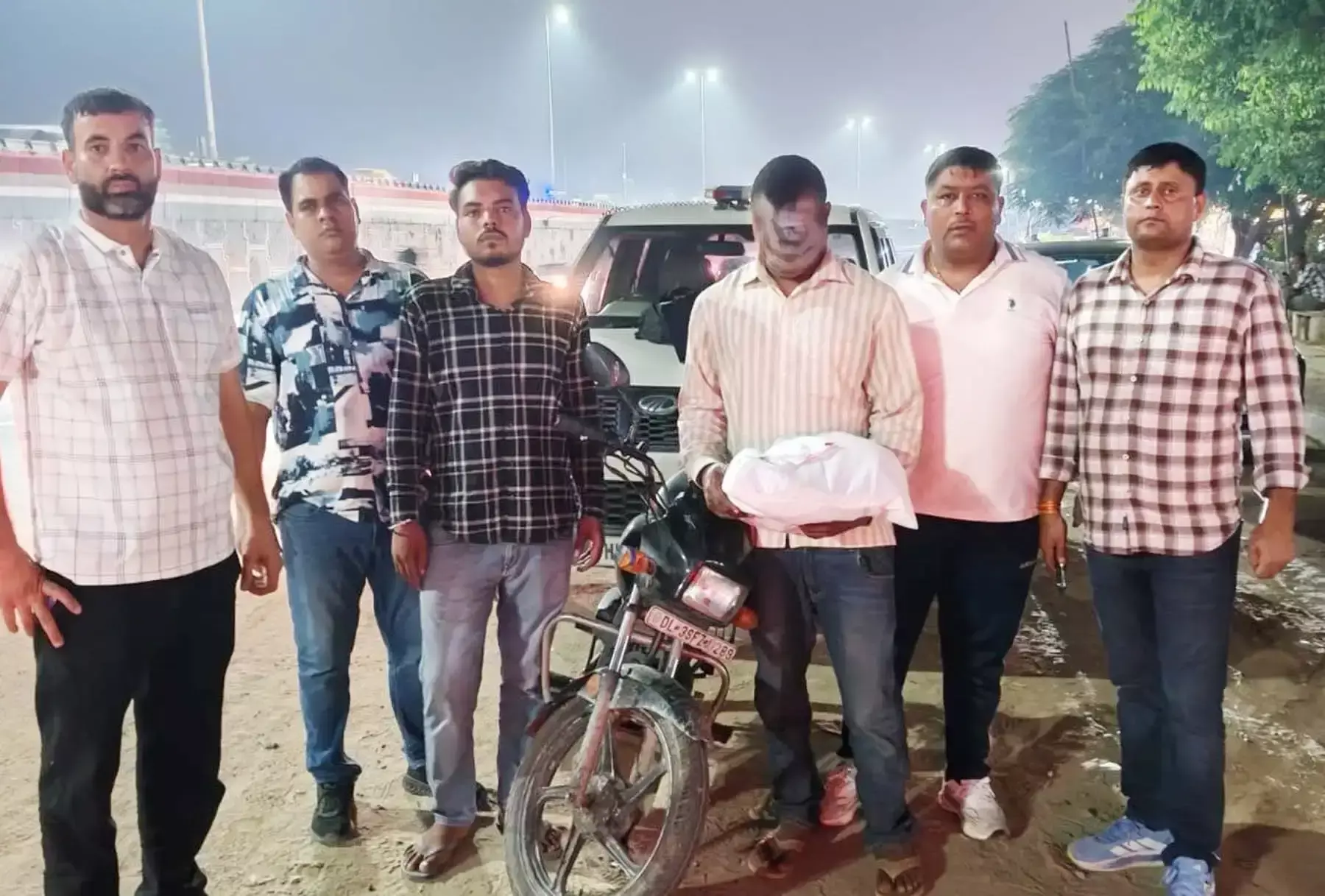 Gurugram: नशे के खिलाफ कार्रवाई, विदेशी नागरिक 13.72 ग्राम नशीले पदार्थ के साथ गिरफ्तार Gurugram: नशे के खिलाफ कार्रवाई, विदेशी नागरिक 13.72 ग्राम नशीले पदार्थ के साथ गिरफ्तार