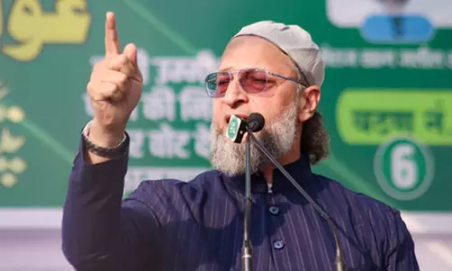 मुस्लिम प्रभावी सीटों पर ओवैसी का फोकस, गठबंधन की राह नहीं बनी तो अकेले मैदान में कूदने की तैयारी