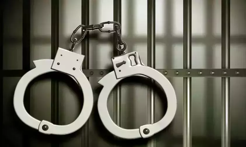 Telangana: कोंडा सुरेखा के पूर्व ओएसडी सुमंत रंगदारी मामले में तीन और गिरफ्तार