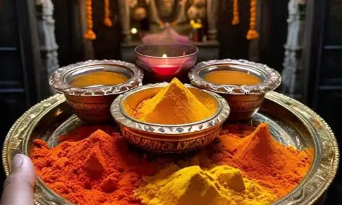 देवी देवताओं को लगाएं उनकी पसंद का तिलक पूजा में मिलेगा शुभ फल