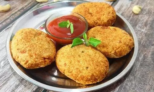 सावन के आखिरी सोमवार पर बनाये व्रत वाली टिक्की सावन के आखिरी सोमवार पर बनाये व्रत वाली टिक्की