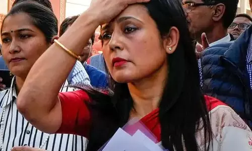 महुआ मोइत्रा को सुप्रीम कोर्ट से राहत नहीं, सर्किट हाउस विवाद में याचिका पर सुनवाई से इनकार