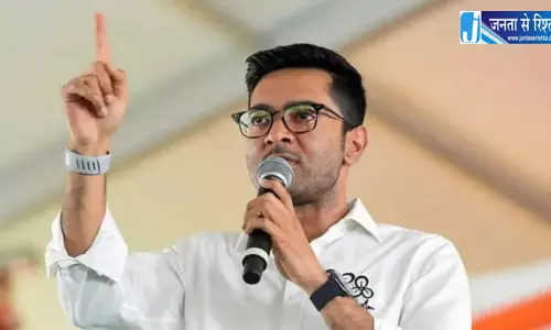 अभिषेक बनर्जी का बैंक खाता और कार्ड फिर सक्रिय, हाई कोर्ट में याचिका निपटी अभिषेक बनर्जी का बैंक खाता और कार्ड फिर सक्रिय, हाई कोर्ट में याचिका निपटी
