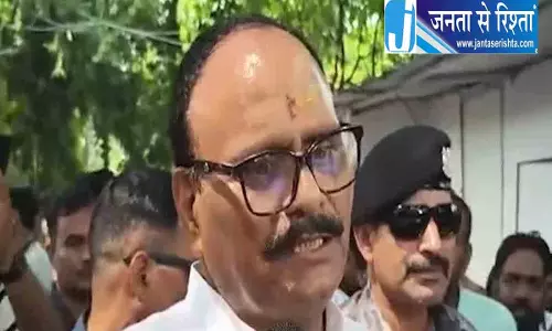 अयोध्या मछली दावत: BJP का पलटवार, हिम्मत है तो मक्का में बैन चीज़ें खाएं