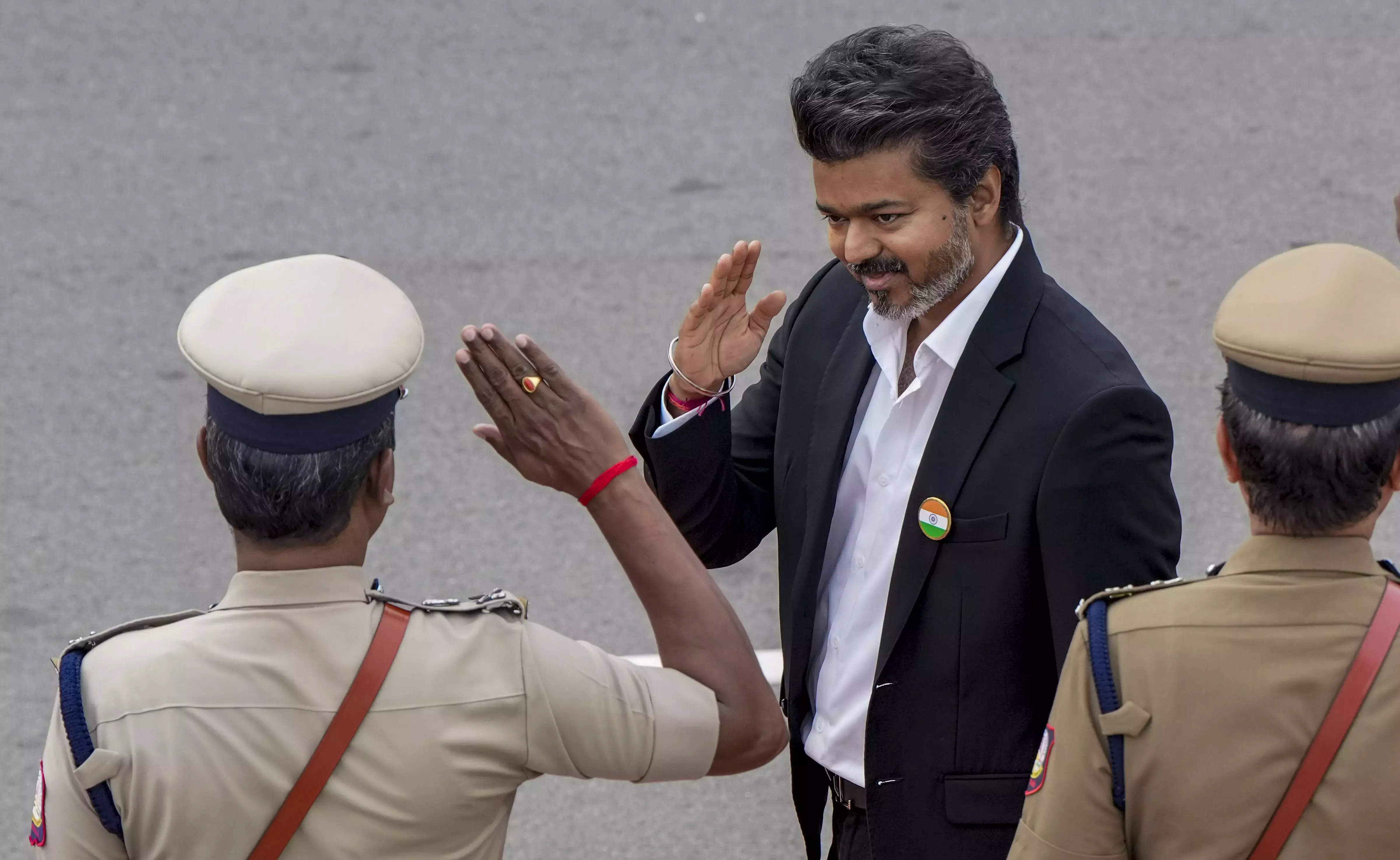 Tamil Nadu: TVK ‘विजय फॉर PM’ कैंपेन को जनता के बीच ले गई