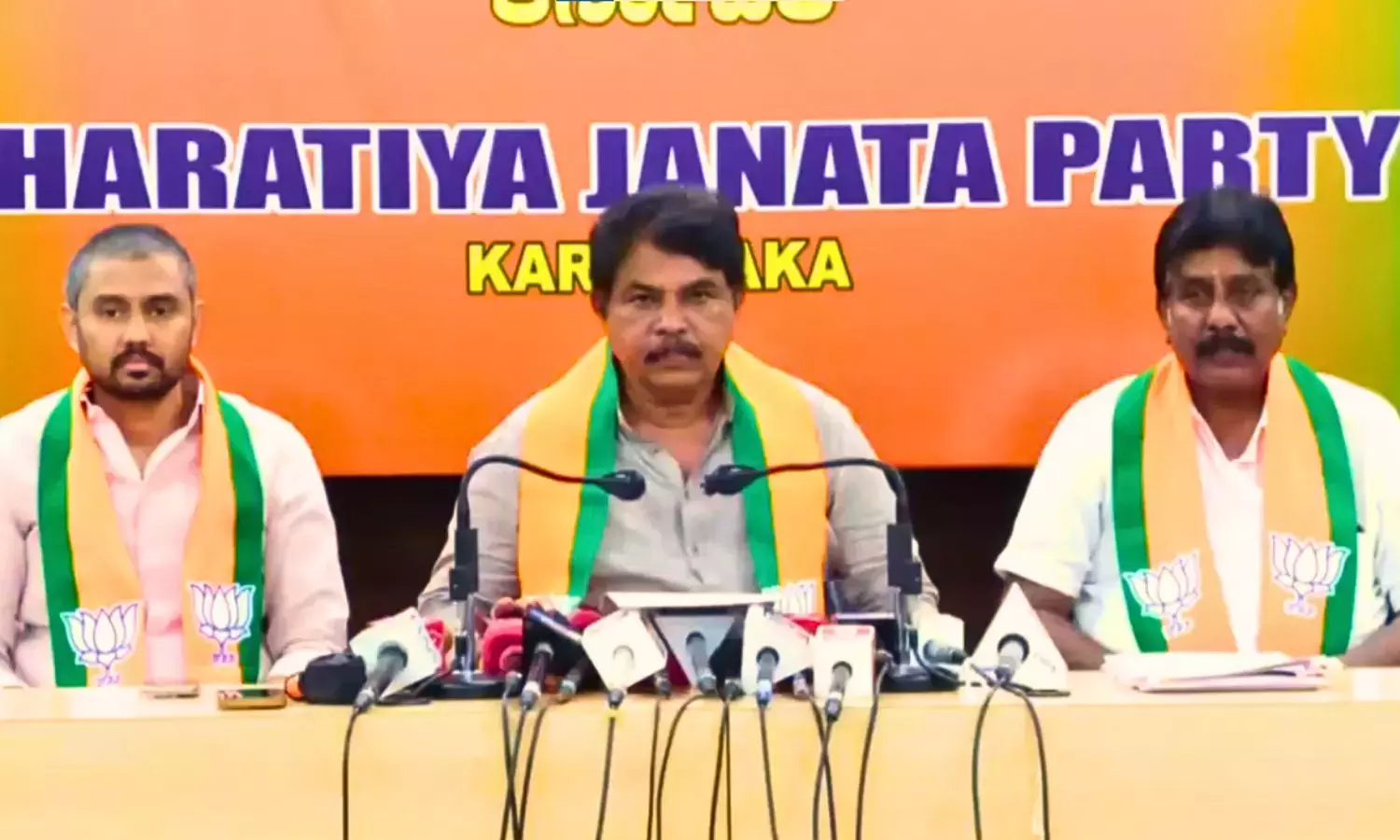 सरकार का विपक्ष पर हमला: कर्नाटक में विरोध प्रदर्शनों पर BJP के आर. अशोक का बयान