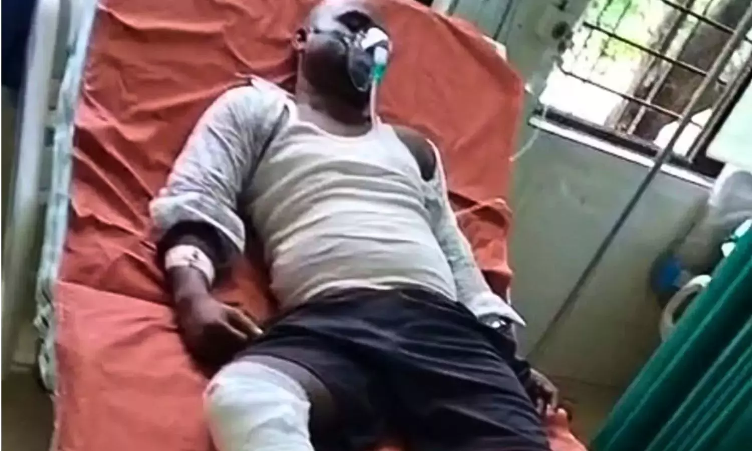 डेविड डिसूज़ा मर्डर: पुलिस पर गोली चलाने के बाद गिरफ़्तार आरोपी को गोली लगी डेविड डिसूज़ा मर्डर: पुलिस पर गोली चलाने के बाद गिरफ़्तार आरोपी को गोली लगी