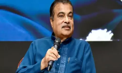 नई पीढ़ी को मौका देने की अपील नितिन गडकरी के बयान से बढ़ी राजनीतिक चर्चा नई पीढ़ी को मौका देने की अपील नितिन गडकरी के बयान से बढ़ी राजनीतिक चर्चा