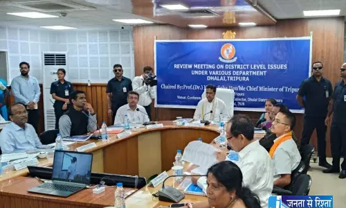 त्रिपुरा CM माणिक साहा ने शुरू की संजोग कैंटीन, विकास कार्यों की समीक्षा त्रिपुरा CM माणिक साहा ने शुरू की संजोग कैंटीन, विकास कार्यों की समीक्षा