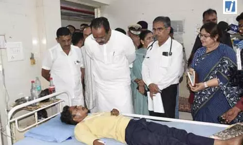 गुजरात शराब मामला: पुलिस ने केमिकल सप्लाई चेन का पता लगाया, 27 गिरफ्तार