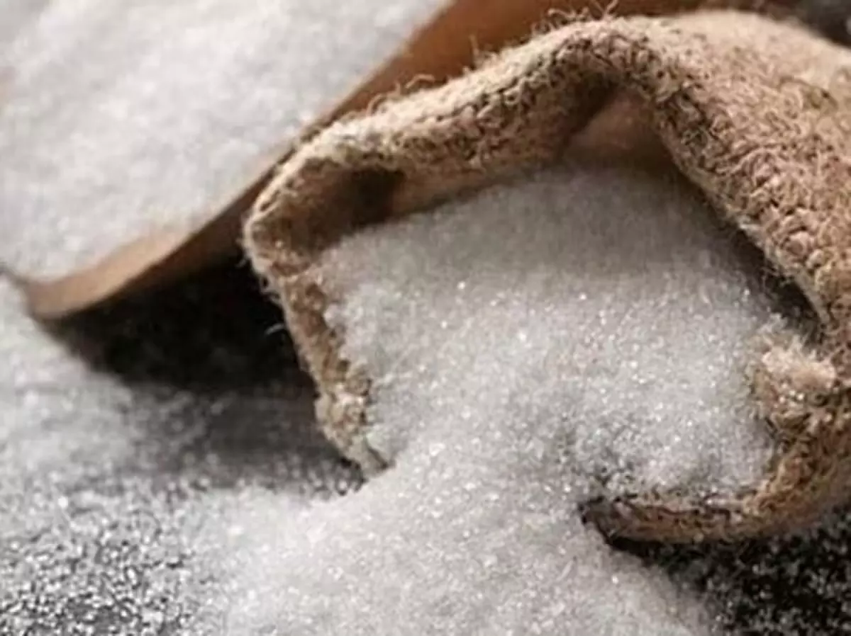 त्योहारी सीजन से पहले चीनी की कीमतों पर सरकार अलर्ट त्योहारी सीजन से पहले चीनी की कीमतों पर सरकार अलर्ट