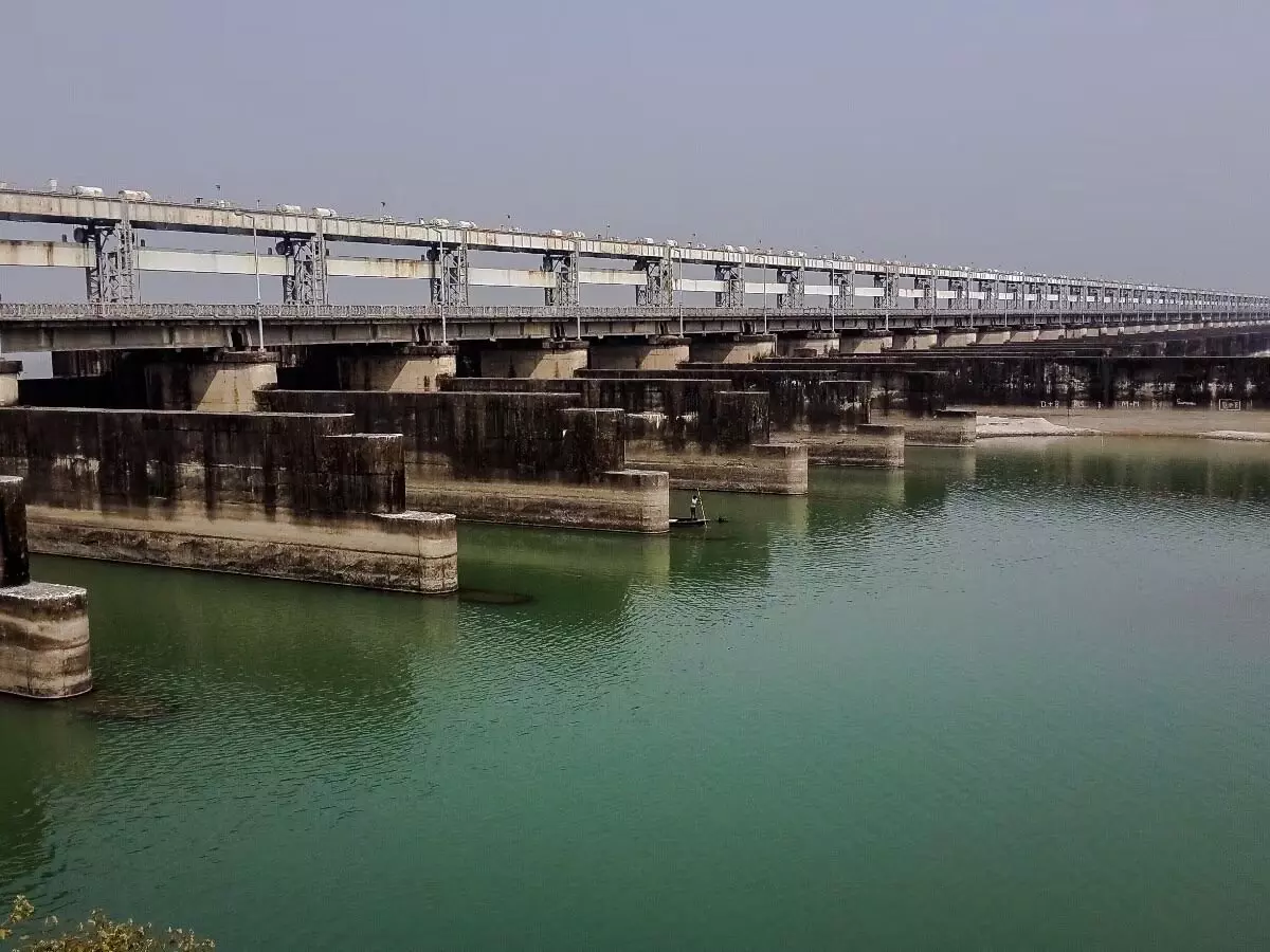फरक्का जल संधि पर बिहार में सियासी घमासान, JDU-RJD आमने-सामने फरक्का जल संधि पर बिहार में सियासी घमासान, JDU-RJD आमने-सामने