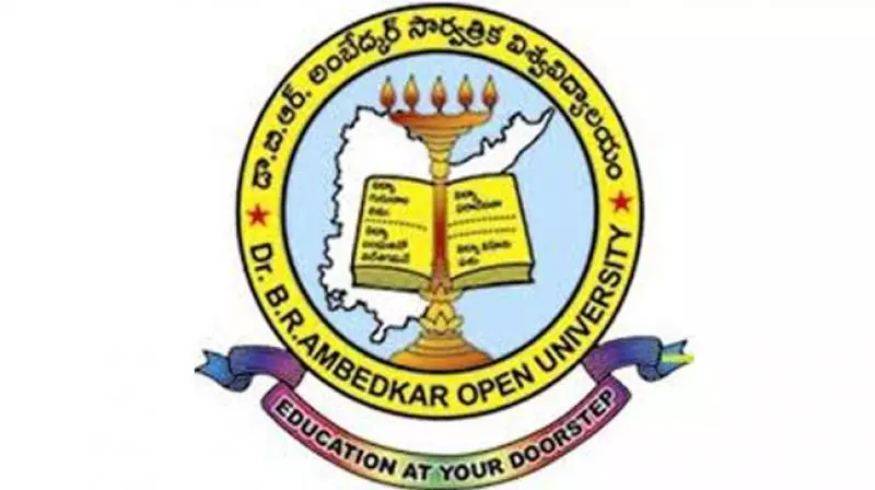 Telangana: BRAOU ने 9 केंद्रों पर MBA प्रवेश परीक्षा आयोजित की Telangana: BRAOU ने 9 केंद्रों पर MBA प्रवेश परीक्षा आयोजित की