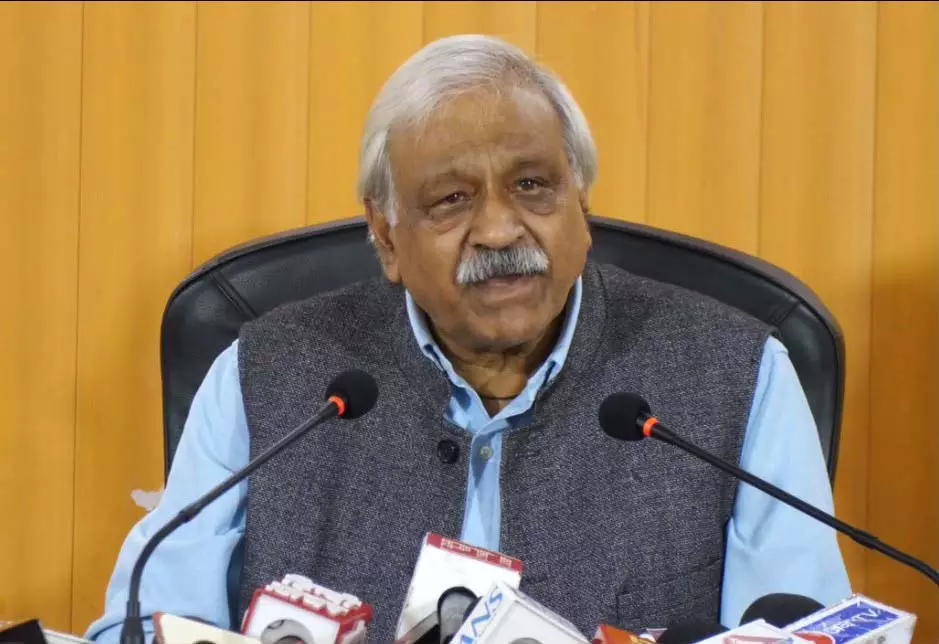 उत्तराखण्ड के वास्तविक एवं सतत विकास के लिए राज्य के गांवों तक अवसंरचना एवं गुणवत्तापूर्ण सेवाओं की पहुंच सुनिश्चित करना आवश्यक: दिनेश अग्रवाल उत्तराखण्ड के वास्तविक एवं सतत विकास के लिए राज्य के गांवों तक अवसंरचना एवं गुणवत्तापूर्ण सेवाओं की पहुंच सुनिश्चित करना आवश्यक: दिनेश अग्रवाल