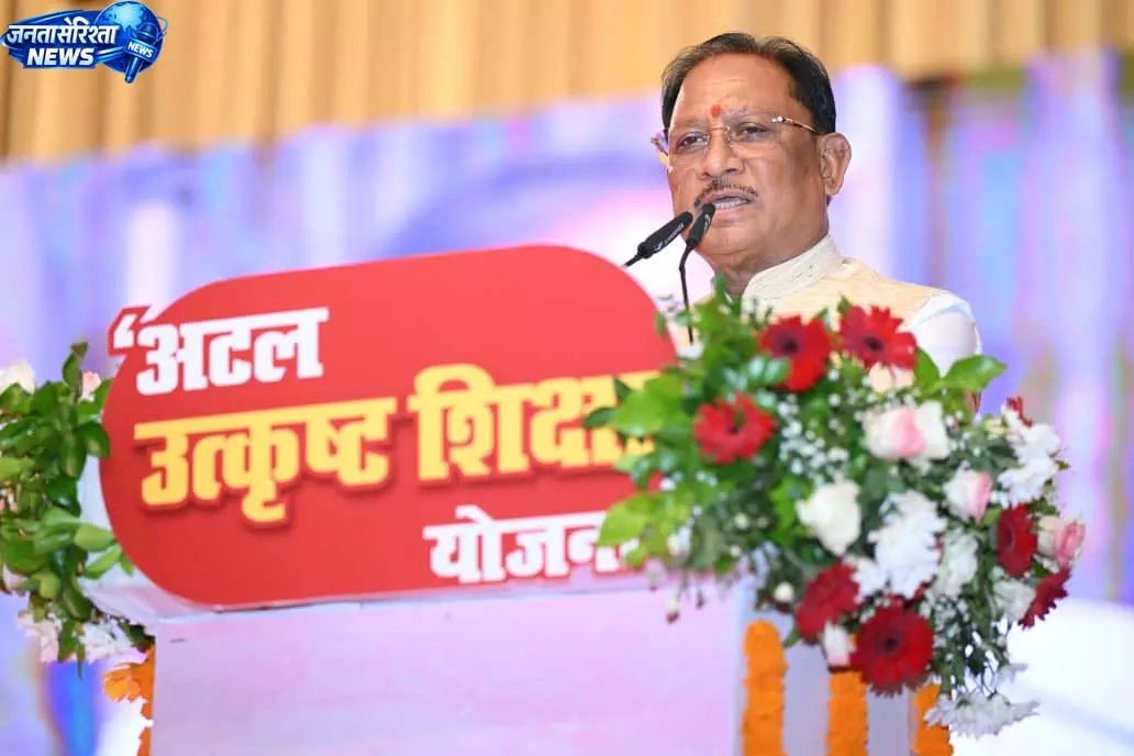श्रमिक परिवारों के बच्चों को मिल रही उत्कृष्ट शिक्षा, उनके सपनों को पंख देना हमारी प्राथमिकता: मुख्यमंत्री साय श्रमिक परिवारों के बच्चों को मिल रही उत्कृष्ट शिक्षा, उनके सपनों को पंख देना हमारी प्राथमिकता: मुख्यमंत्री साय