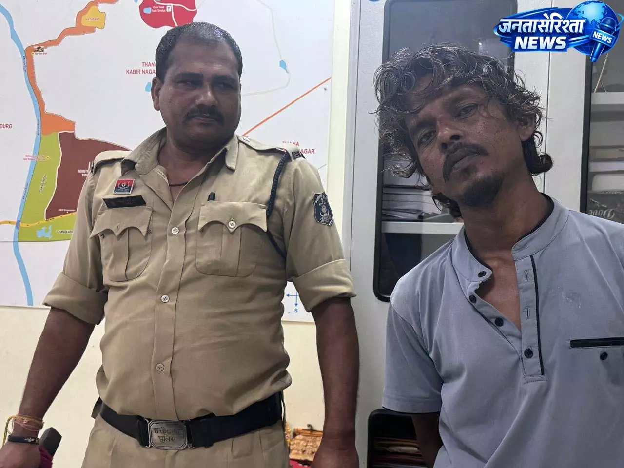 नशे में पत्नी-बच्चों से मारपीट कर हथियार लेकर मचाया उत्पात, आरोपी गिरफ्तार नशे में पत्नी-बच्चों से मारपीट कर हथियार लेकर मचाया उत्पात, आरोपी गिरफ्तार