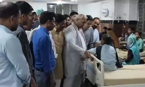 सरकारी स्कूल में मिड-डे मील खाने से 27 बच्चे बीमार, मंत्री ने जांच के आदेश दिए