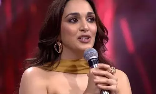 प्रेग्नेंसी में काम करने के जज्बे को सलाम कियारा ने बताई शूटिंग की अनसुनी कहानी प्रेग्नेंसी में काम करने के जज्बे को सलाम कियारा ने बताई शूटिंग की अनसुनी कहानी